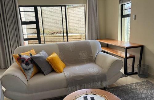 Beacon Bay Apartment | Tranquil Hideout