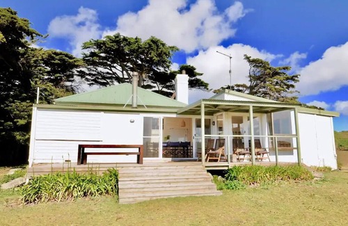 Circular Head Council House | Tranquil Private Tasmanian Island