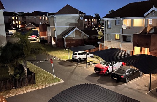Kempton Park Apartment | Tranquil Place 10 km from OR Tambo International Airport
