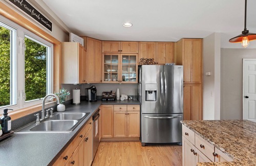 Rome House | Tranquil Retreat on Lake Arrowhead Golf Coursen