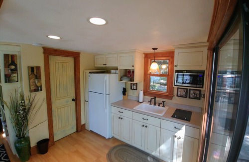 Hardeeville Cottage | Tranquil Savannah River Cottage w/Views+Breakfast