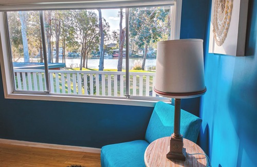 Chittaway Bay House | Tranquil Waterfront Getaway With Kayaking