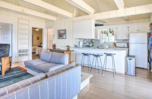 Reedville Cottage | Tranquil Waterfront Cottage with Private Beach!