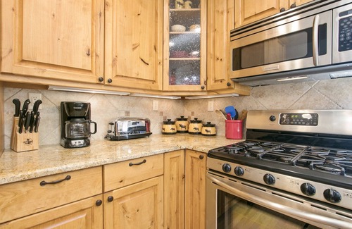 Estes Park House | Tranquility on the River Four – Mtn Lodge on Big Thompson River – 20-NCD0366