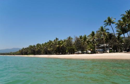 Palm Cove Apartment | Tranquility Relax Palm Cove