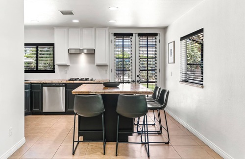 Magnesia Falls Cove House | Tranquility