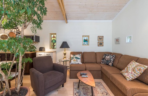 Point Roberts Cottage | Tranquility Vista Cottage at amazing Lily Point - Point Roberts Wa.