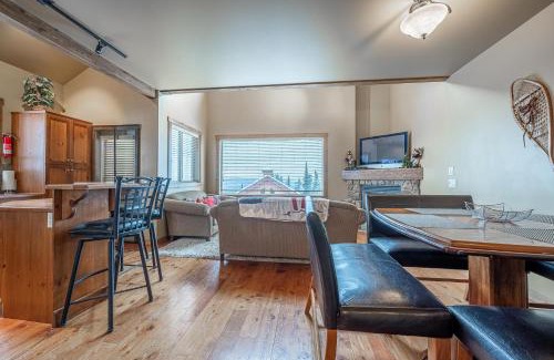 The Forest Apartment | Trapper's Lodge - 4 Bd w Great View, Private Hot Tub