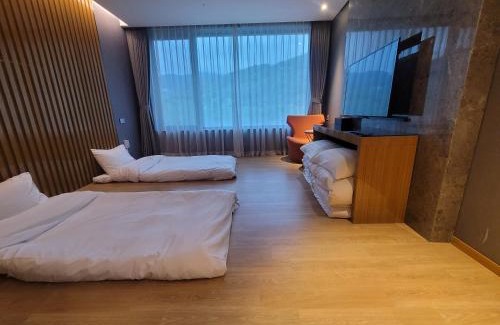 Sabuk Hotel | Traum Valley Hotel - formerly jeongseon intoraon hotel