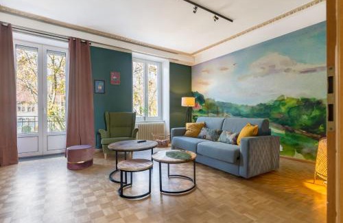 Mulhouse Apartment | Travel Homes - The Wooden, Spacieux & bon quartier