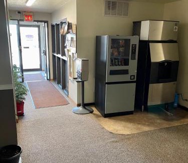 Watertown Hotel | Travel Inn