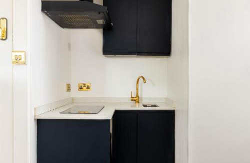 Spitalfields Apartment | Travel Studio