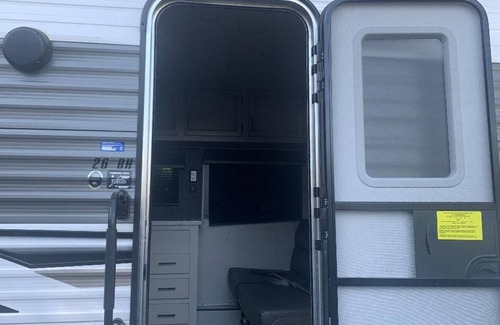 Medford House | Travel Trailer for Getaways