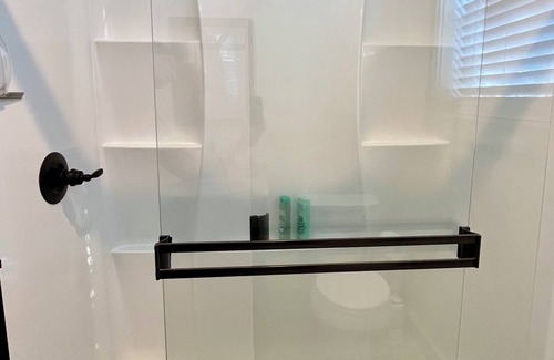 Greater Belhaven Apartment | Traveler’s Refuge, Traveler's Refuge