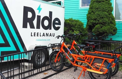 Suttons Bay Cottage | Travelers Retreat! Cozy cottage walkable to the beach and village adventures