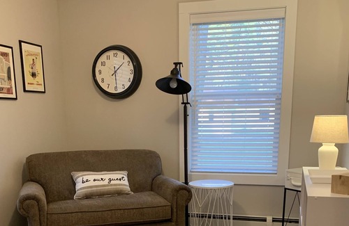 Suttons Bay Cottage | Travelers Retreat! Cozy cottage walkable to the beach and village adventures