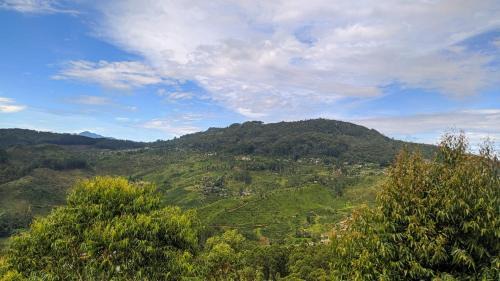 Haputale Hotel | Travellers Corridor By Oakman