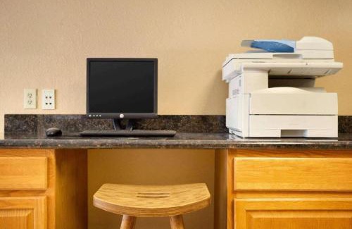 Gillette Hotel | Travelodge by Wyndham Gillette