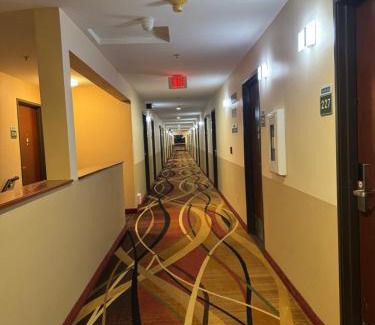 Newberg Hotel | Travelodge by Wyndham, Newberg