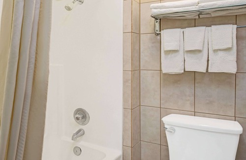 Sacramento Hotel | Travelodge by Wyndham Sacramento/Rancho Cordova