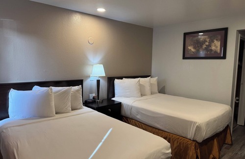 Sacramento Hotel | Travelodge by Wyndham Sacramento/Rancho Cordova