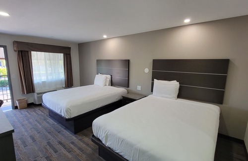 Buena Park Hotel | Travelodge by Wyndham Buena Park