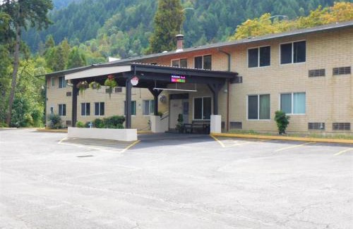 Canyonville Hotel | Travelodge by Wyndham Canyonville