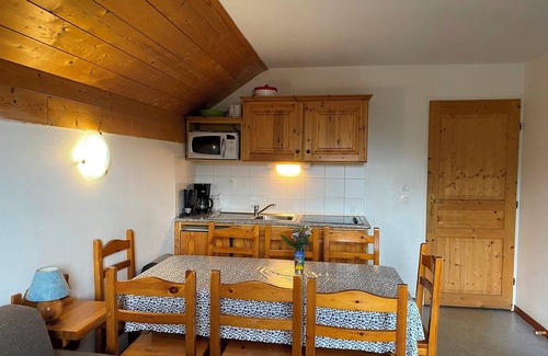 Saint-Jean-d'Arves Apartment | travelski home classic - La Fontaine du Roi
