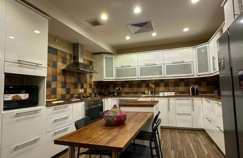 Al Andalus Villa | Treasured Moments Stay