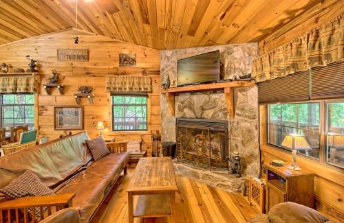 Ellijay House | Tree Song Mountain Creek Cabin