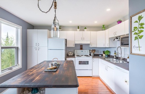 Silver Star Mountain House | Tree Top Haven