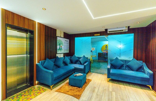 Koramangala Hotel | Treebo Elmas Grand