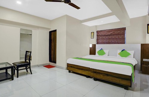 Vashi Hotel | Treebo Trend Aishwarya Comfort Stay