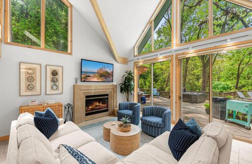 Michiana House | Treehouse Oasis