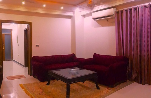 E-11 Sector Apartment | Tremendous 4-bedroom apartment with AC in Islamabad