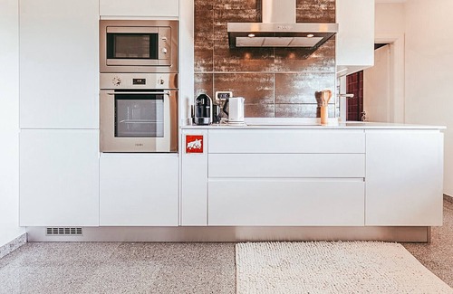Marvila Apartment | Trendy Apartment River View By Gthouse