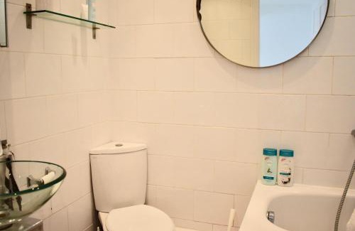 Kemptown Apartment | Trendy Studio Flat in Kemptown Village