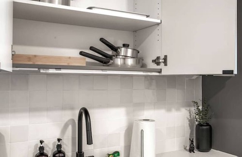 Historic Ybor Apartment | Trendy Ybor Studio | Free Parking | Steps to DT!