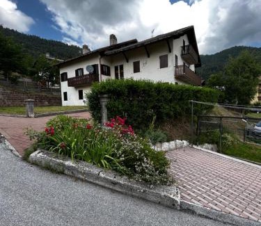 Costa Apartment | Trentino Apartments - Casa Laita