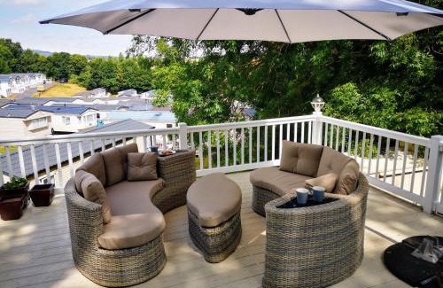 Dawlish Warren House | Trevellian - Boutique Secluded Scenic Lodge