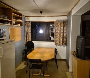 Bollstabruk Cabin | Trevligt lantligt boende i skogen