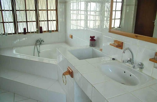 Adelaide Bed & Breakfast | Tri-Angle B&B