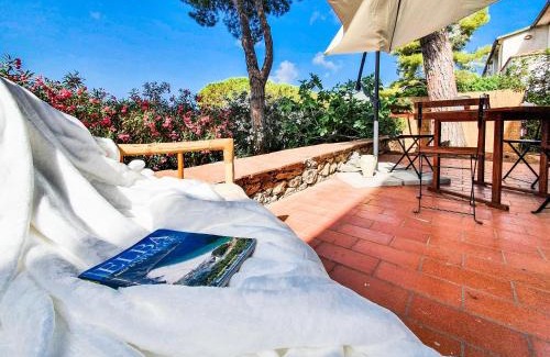 Campo nell'Elba Apartment | Trilocale La Pineta Quiet garden