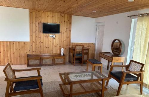 Khattalwada House | Trim cottage