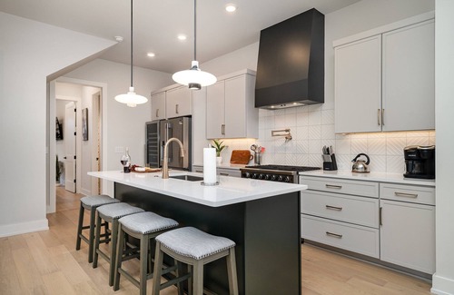 Nashville Cottage | Trinity Beats-private Rooftop Deck-east Nashville