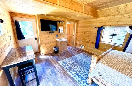 West Glacier Resort | Triple G’s Resort - Cabin 11
