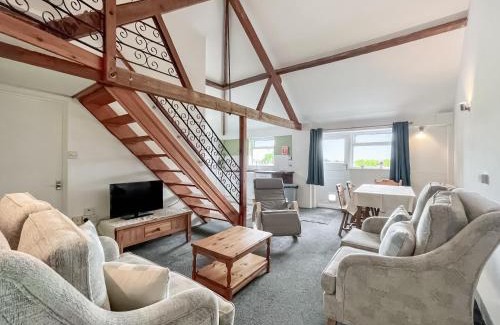 Hartgrove House | Triss - Uk47642