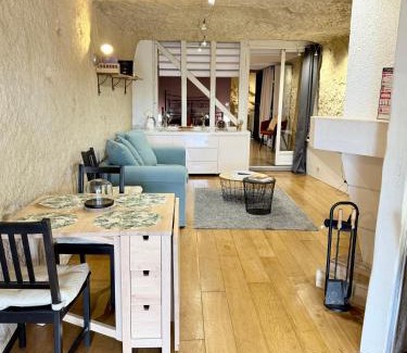 Vouvray Apartment | Troglodyte du Petit Coteau