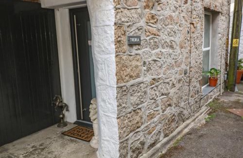 Newlyn Apartment | Troika