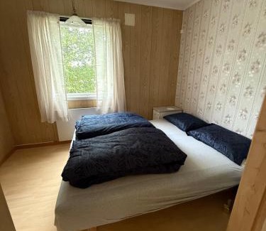 Tromsdalen House | Tromsø pearl near mountains, city life and northern lights